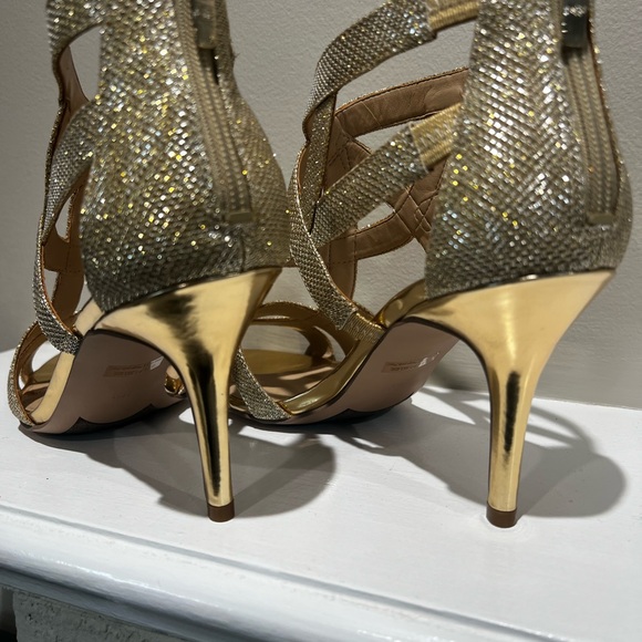 Marc Fisher Nala gold heels size 11 - Picture 4 of 7